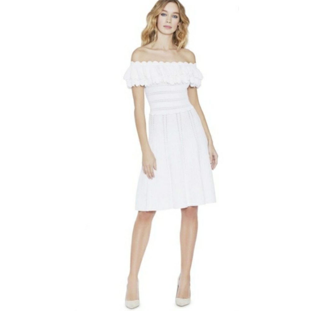 ALICE AND OLIVIA Janella Off Shoulder Ruffle White Dress Medium